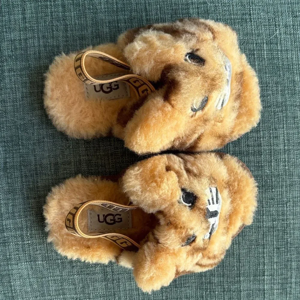 UGG Fluff Yeah Tiger stuffie kids Furry house shoes Slippers slides size 6 NWOT